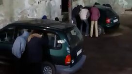 Cho một túi của anh  ...
