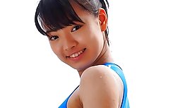 Bạn gái trẻ nhiếp ản ...